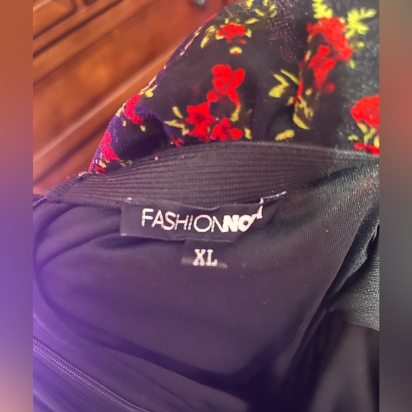 Fashionnova Mini Dress - Picture 3 of 3